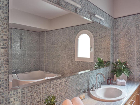 SERENUS LUXURY VILLA