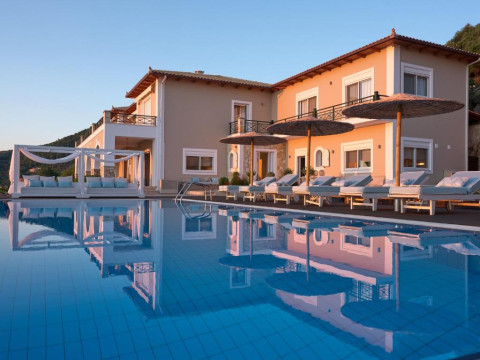 SERENUS LUXURY VILLA