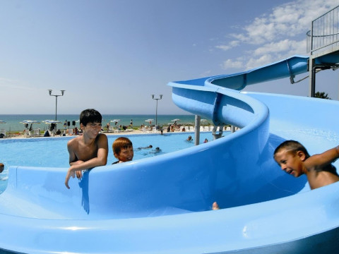 Serenusa Resort