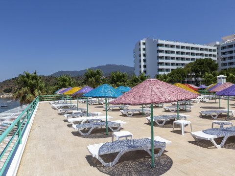 HOTEL GRAND EFE