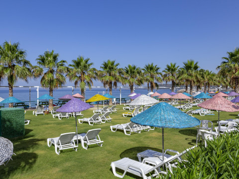 HOTEL GRAND EFE