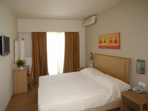 SGOUROS HOTEL