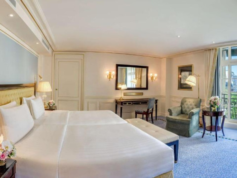 Shangri-La Paris