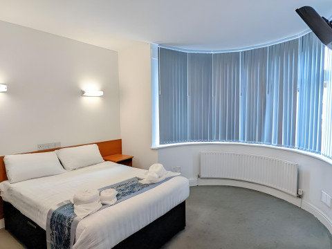Shepiston Lodge Heathrow