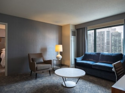 SHERATON GRAND CHICAGO RIVERWALK