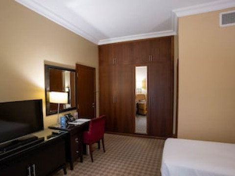 SHERATON KHALIDIYA HOTEL