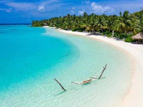 Sheraton Maldives Full Moon Resort & Spa