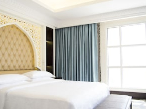 Sheraton Sharjah Beach Resort & Spa