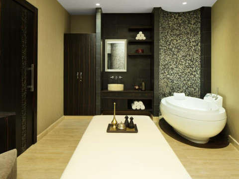 Sheraton Sharjah Beach Resort & Spa