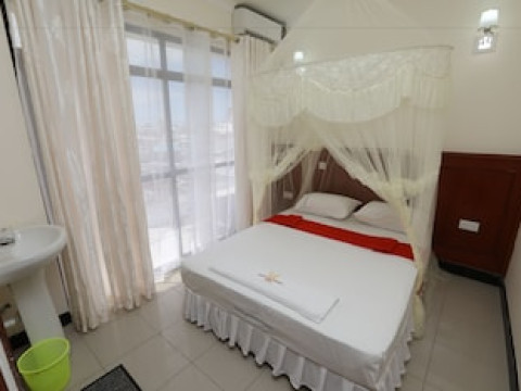 Sheratton Regency Hotel