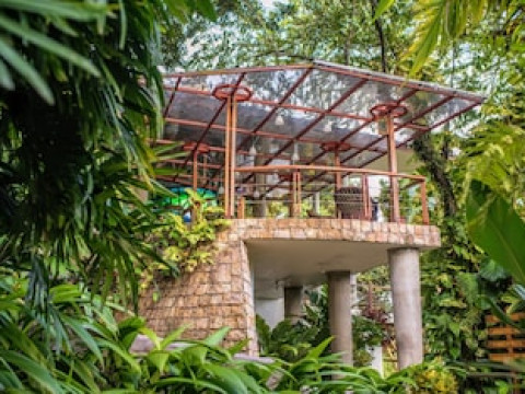 SI COMO NO RESORT SPA AND WILDLIFE REFUGE