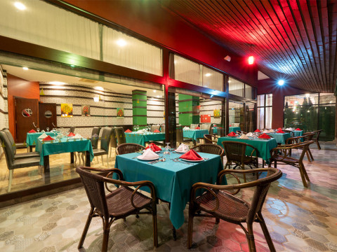 SIAM ELEGANCE HOTELS & SPA WINTER