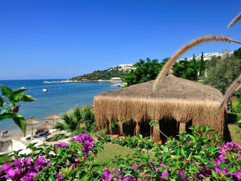 SIANJI WELL-BEING RESORT