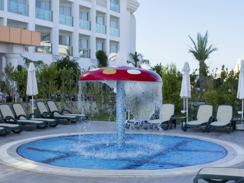 Crown Serenity