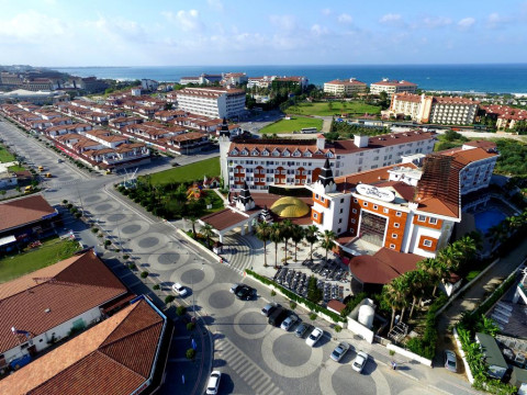 SIDE ROYAL PARADISE