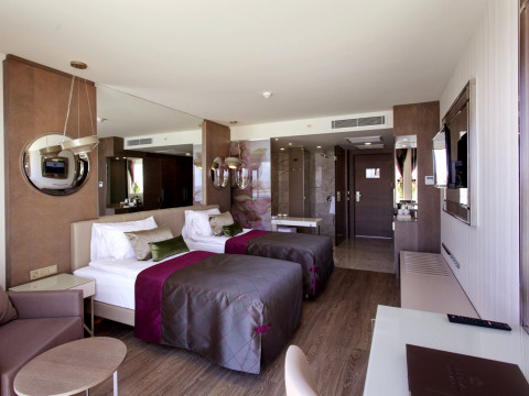 SIDE STAR ELEGANCE