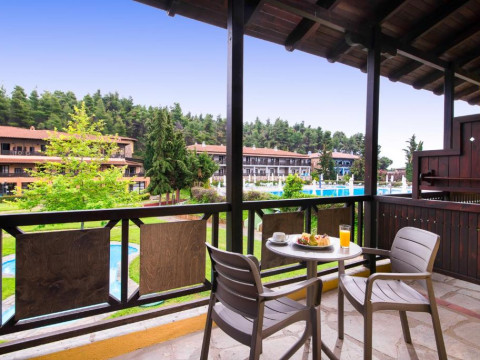 Simantro Resort