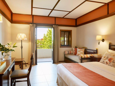 Simantro Resort