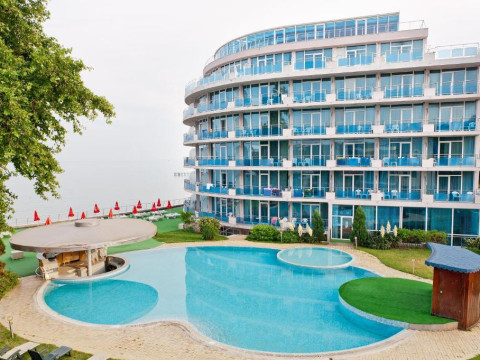 SIRIUS BEACH HOTEL