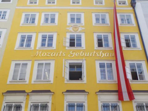 Sishaus View At Mozarts