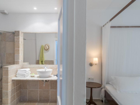 Skiathos Holidays Suites & Villas