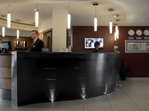 Smart Hotel Holiday