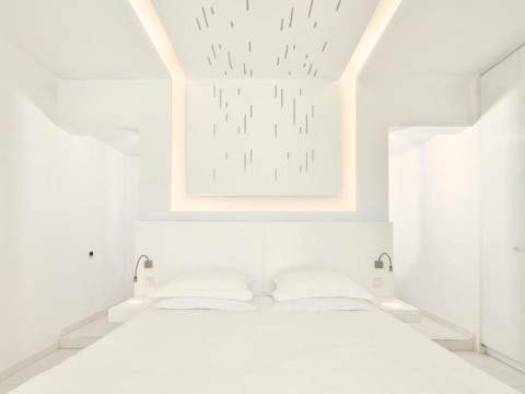 So White Club Resort
