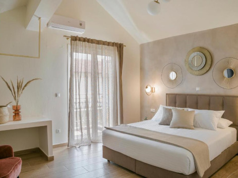 Socrates Apartments