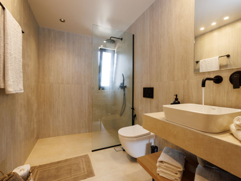 SOKRATIS LOCOLUX VILLAS& SUITES