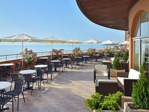 SOL LUNA BAY RESORT HOTEL