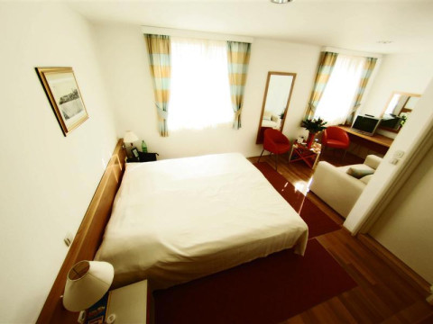 GRAND EXCELSIOR BUR DUBAI