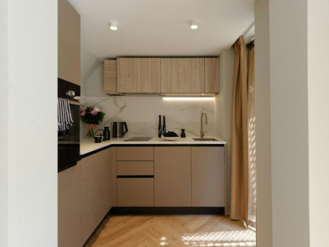 South Kensington Studios by D'Montrio