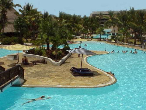Southern Palms Beach Resort