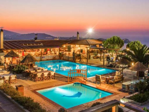 SPIROS-SOULA FAMILY HTL & THEMATIC SUITES