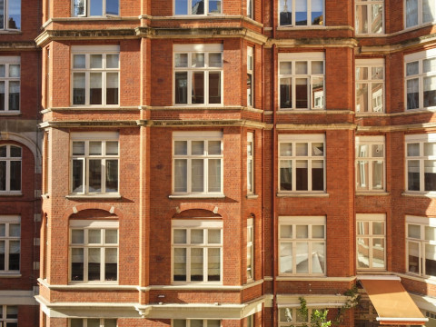 ST ERMINS HOTEL