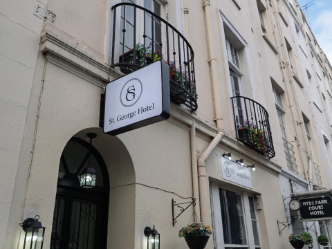 St George Paddington Hotel