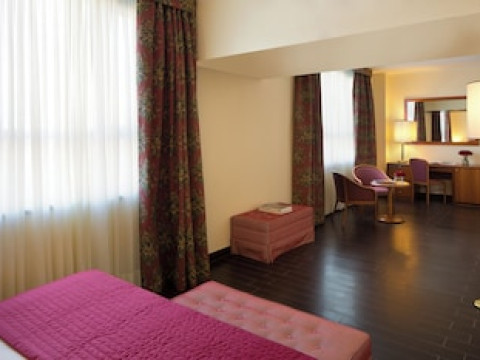 STARHOTEL BUSINESS PALACE