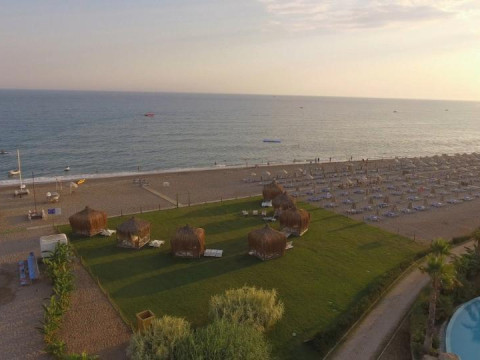 Luca Helios Beach