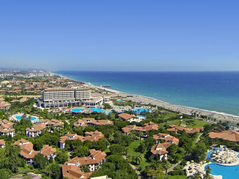 STARLIGHT RESORT HOTEL 