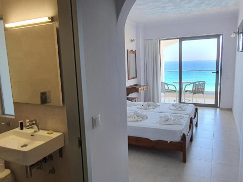 Stella Beach Panormos
