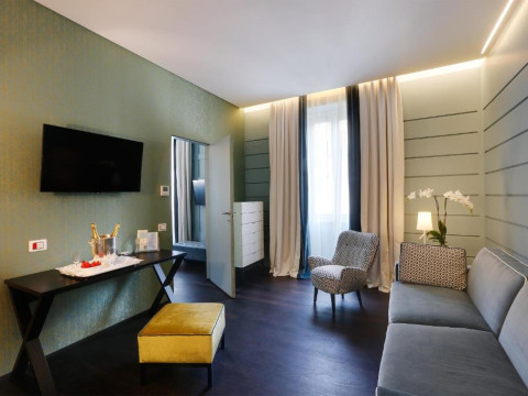 Stendhal Luxury Suites