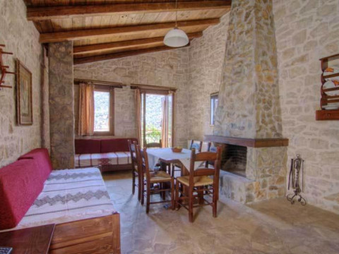 STONE VILLAGE ( ex PETRINO CHORIO )