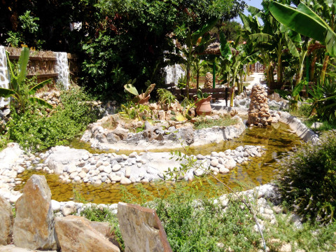 STONE VILLAGE-  PETRINO CHORIO