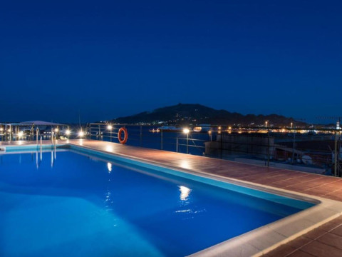 Strada Marina Hotel