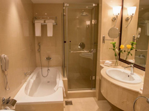 Strato Hotel by Warwick