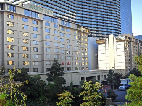 StripViewSuites at Jockey Club
