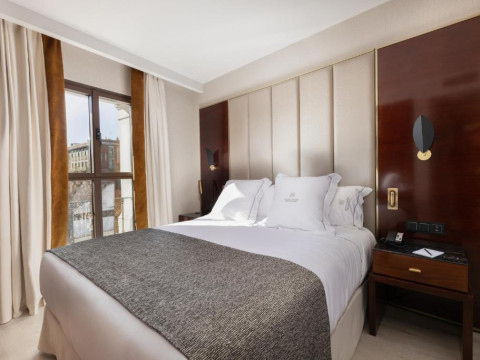 Suites Center