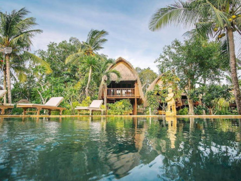 Sukanusa Luxury Huts