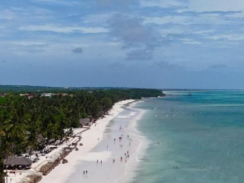 Sultan Sands Island Resort & Spa