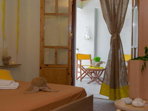 Summer Bed Nydri Lefkada
